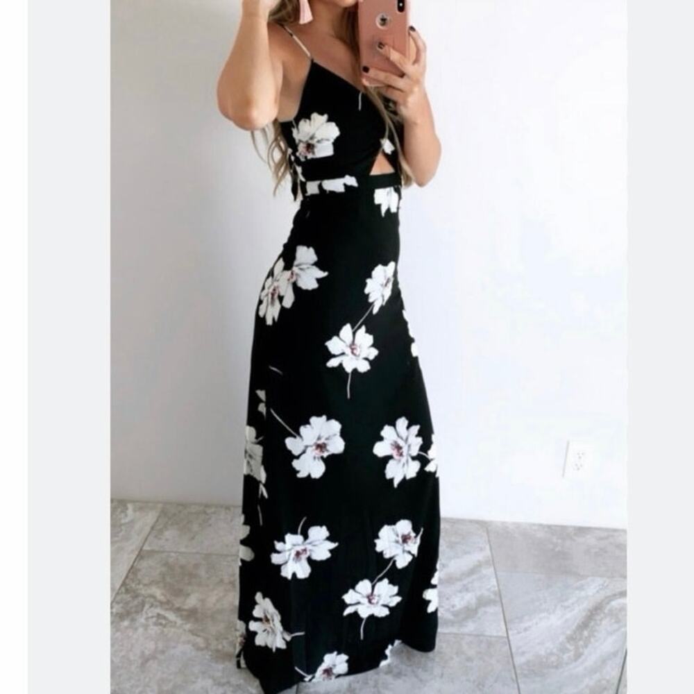 Dee Elly Floral Black and White Zip Up Lined Maxi Dress with Leg Slit